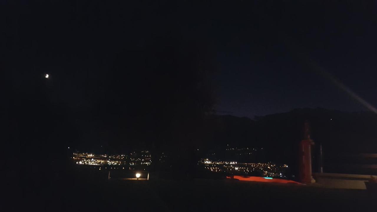 La